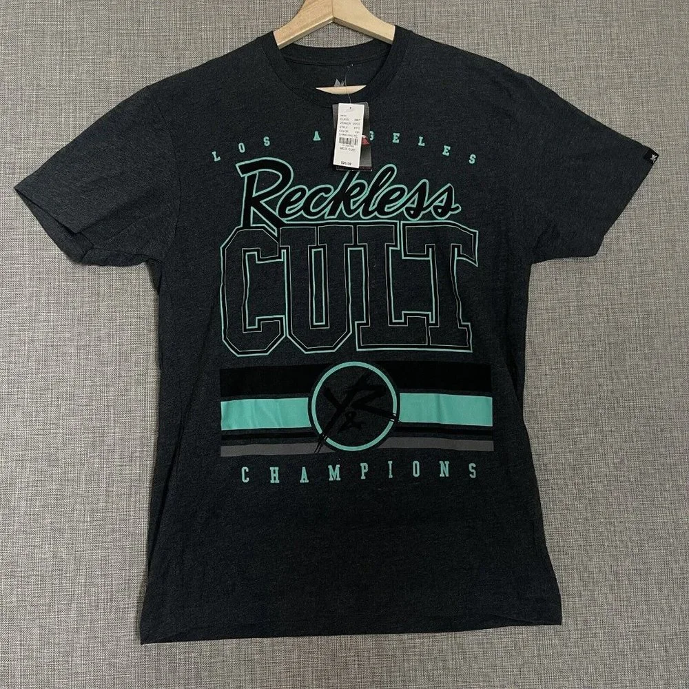 Young and Reckless Shirt Men Medium Deadstock Cult Champions Los Angeles Y2K New - Picture 10 of 10